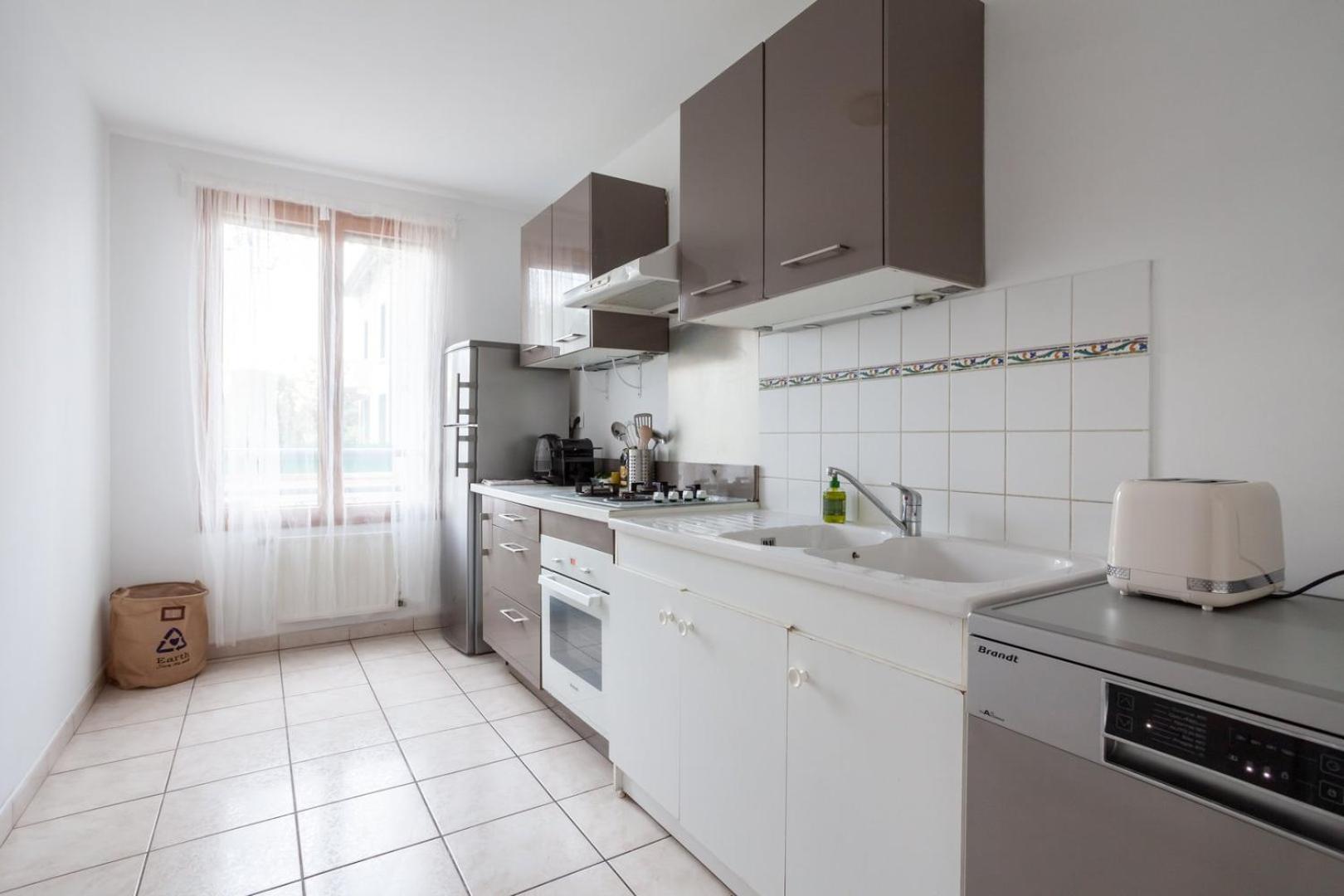 Spacious 1Br | Near City Center & Baby-Friendly! Apartment Lyon Exterior photo